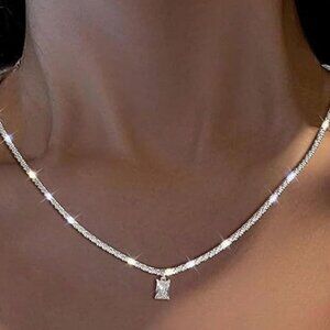 NEW! Rhinestone Choker Necklace